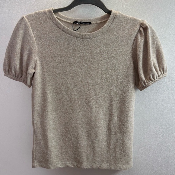Zara Tops - NWOT Zara Tan Puff Sleeve Sweater Top S